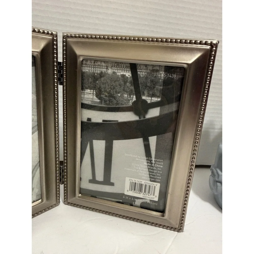 Classic‎ Home by Carr Champagne Silver Beaded 4x6 Double Hinged Picture Frame